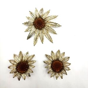 Vintage Sarah Coventry Sunflower Brooch & Clip On Earrings